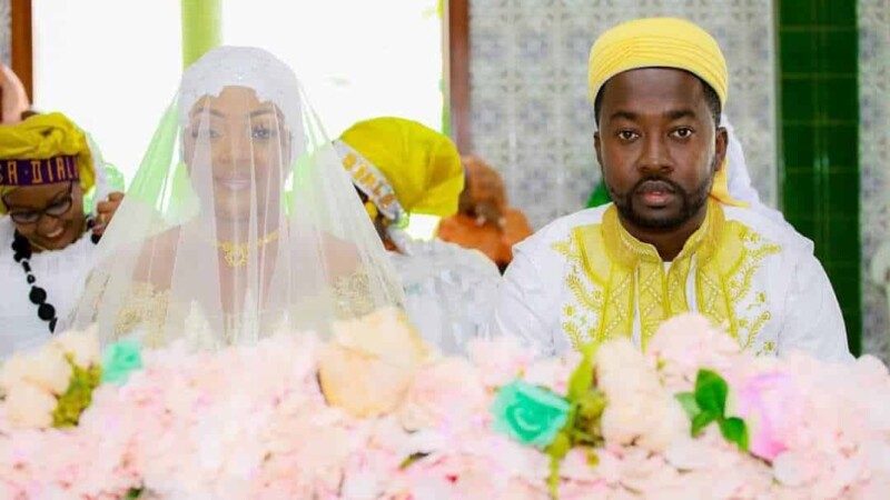 Mariage "payant" de Ami Sarah et L'Homme Saga: Ce qui s'est passé
