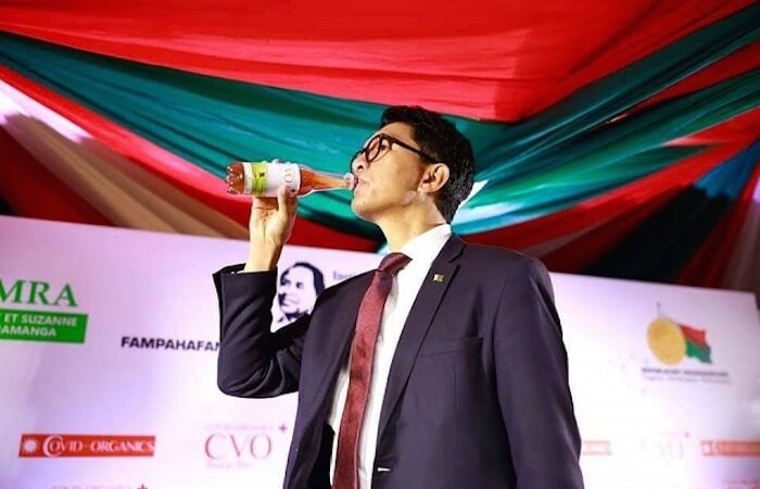 Le remède Covid-Organics : Madagascar sans pitié pour ses détracteurs - Afrique sur 7