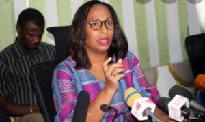 Législatives 2025 : Yasmina Ouégnin prend une imprimante décision