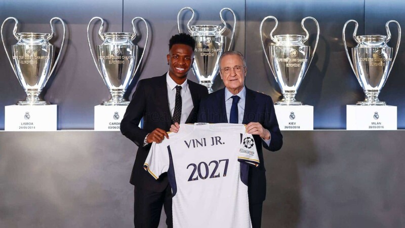 Football : Vinicius Jr prolonge son contrat avec le Real Madrid !