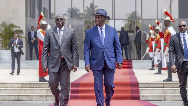 Côte d'ivore : Alassane Ouattara s'envole pour un séjour en France - Afrique sur 7