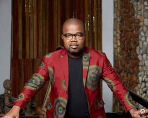 Côte d’Ivoire : David Tayorault interpelle les artistes Coupé-décalé