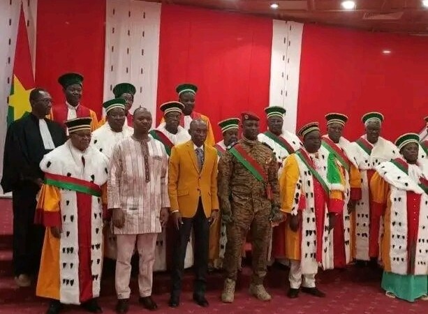 Burkina Faso : l'adoption d'une nouvelle constitution autorisée