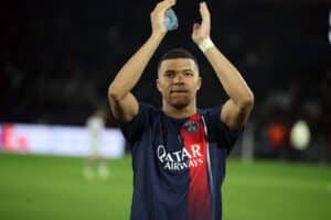 Kylian Mbappé confirme son départ au PSG
