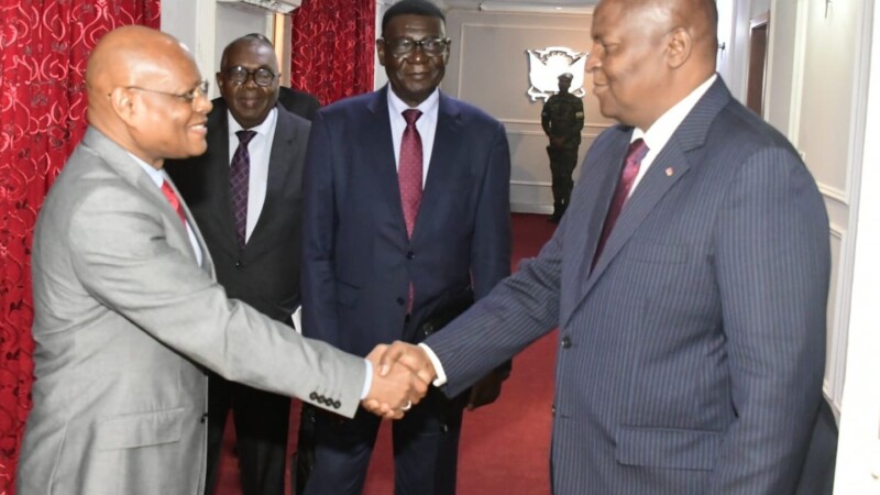 Transition politique au Gabon :  Bangui amende la feuille de route avant sa validation !