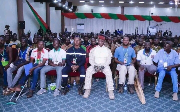 Burkina Faso : Ibrahim Traoré rend un vibrant hommage aux blessés de guerre