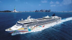 Un navire de croisière en escale au Port d’Abidjan