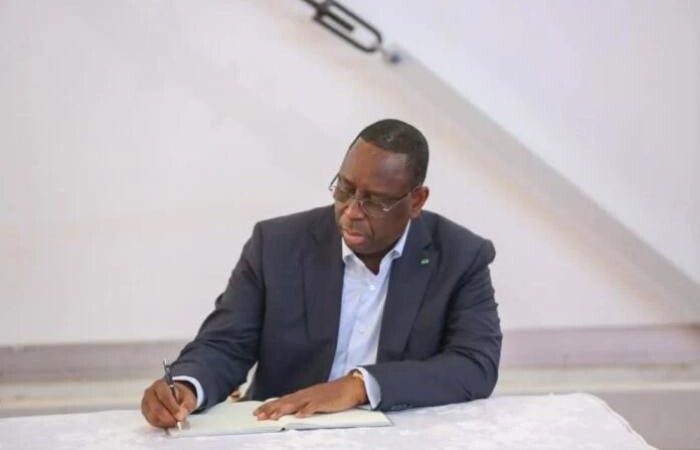 Sénégal : à 72h de son départ, Macky Sall change le patron de la Cou suprême