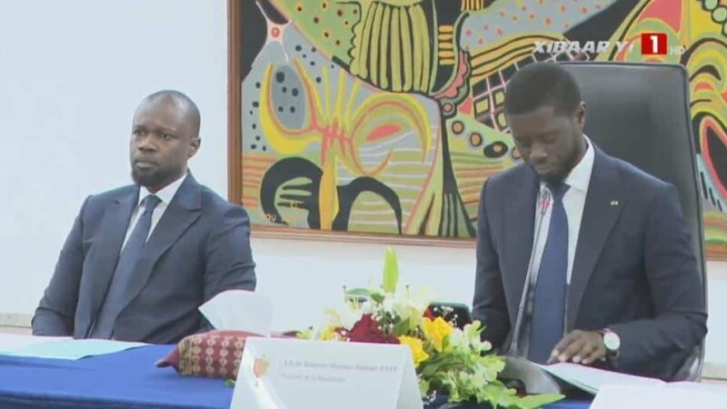 Sénégal : malgré les menaces de Sonko, Faye fonce