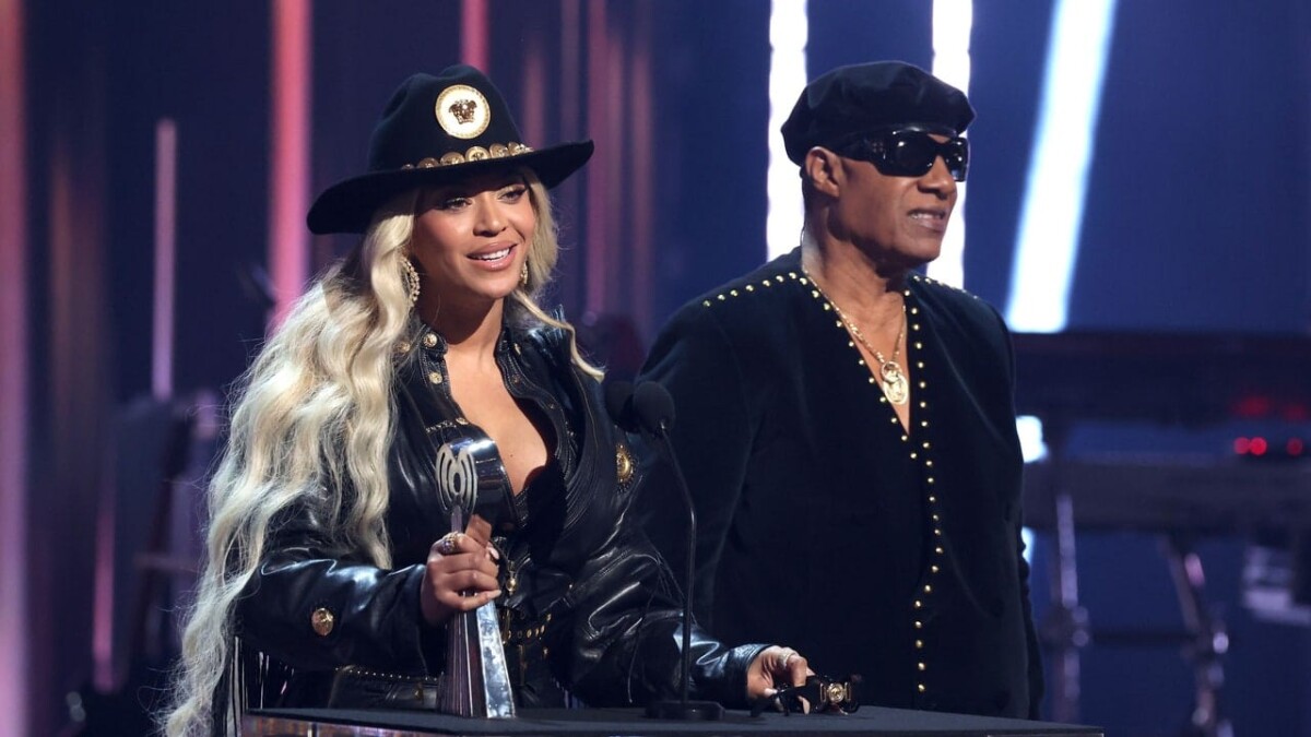 Etats-Unis : Beyoncé reçoit un prix trois jours après la sortie de son album Country