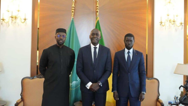Sénégal : Ousmane Sonko assiste le président Bassirou Diomaye Faye au palais