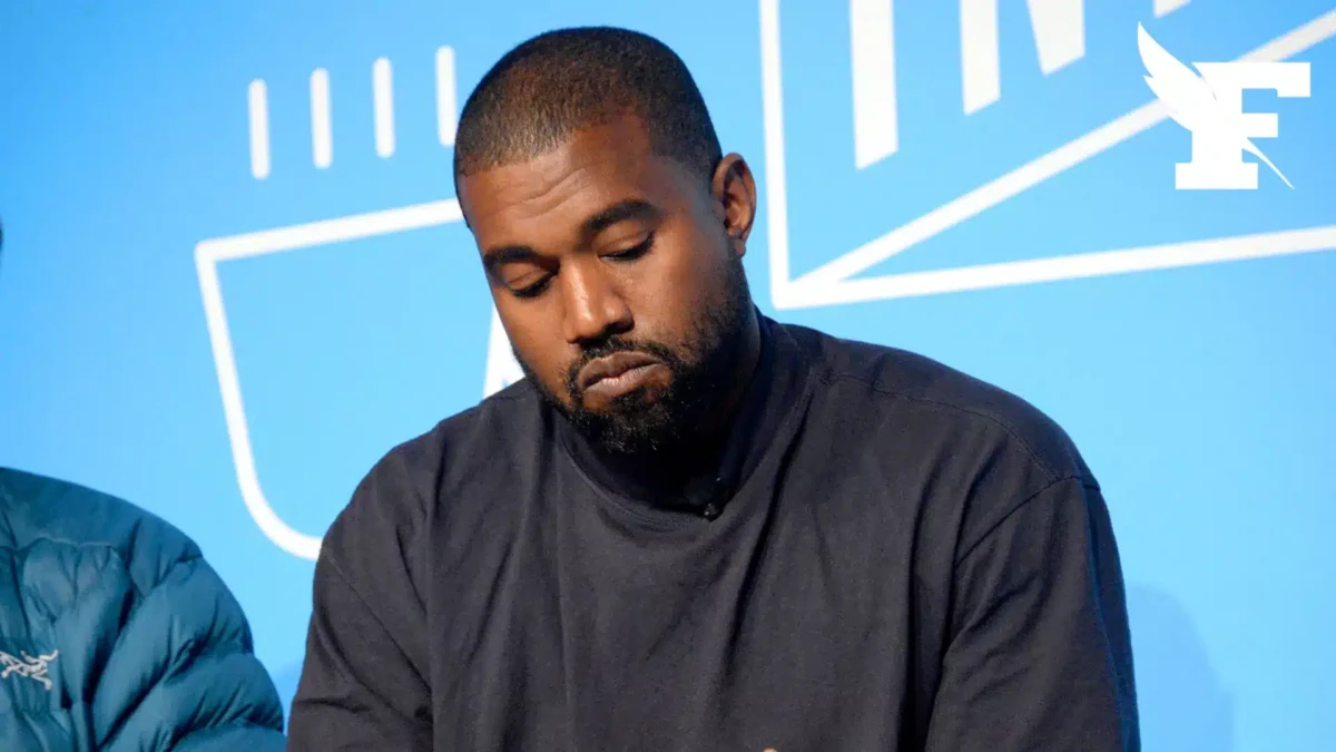 Etats-Unis : Un ex-employé porte plainte contre Kanye West pour des propos racistes