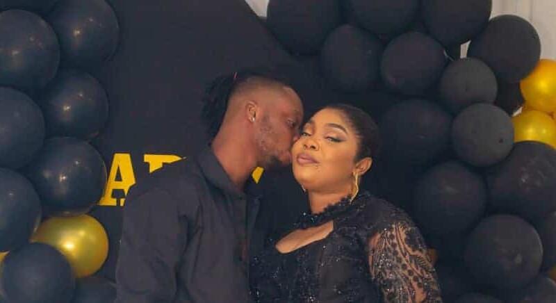 Carina Style à son chéri au sujet de mariage : ‘’A la limite, je le harcèle un peu’’