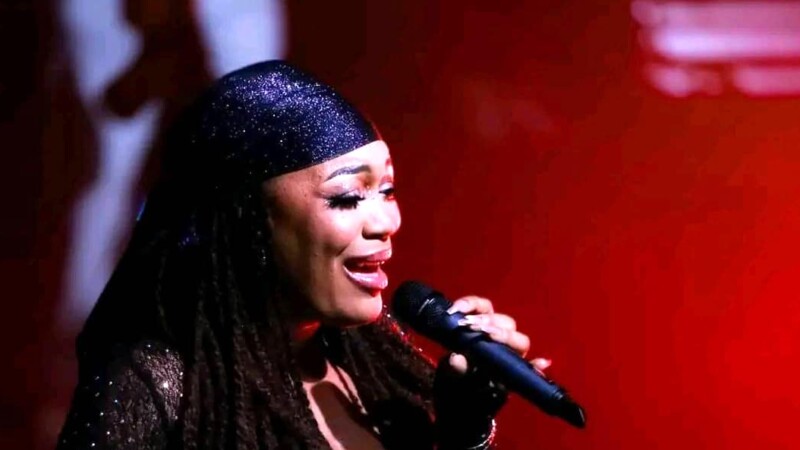 Après son show réussi au Casino de Paris, Josey annonce une autre bonne nouvelle à ses fans