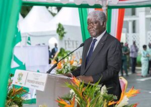 Côte d'Ivoire : Robert Beugré Mambé présente les avancées économiques et sociales du pays