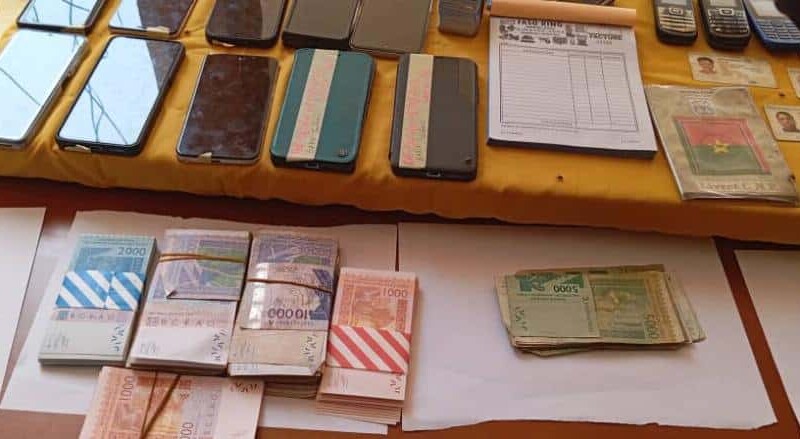 Burkina Faso : 2 Béninois présumés cybercriminels arrêtés