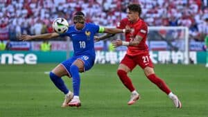 Euro 2024 : la France tenue en échec par la Pologne et prend la 2è place du groupe D