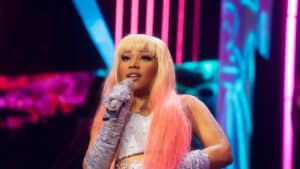 Portugal : En plein concert, Nicki Minaj se prononce sur le mariage de Davido et Chioma