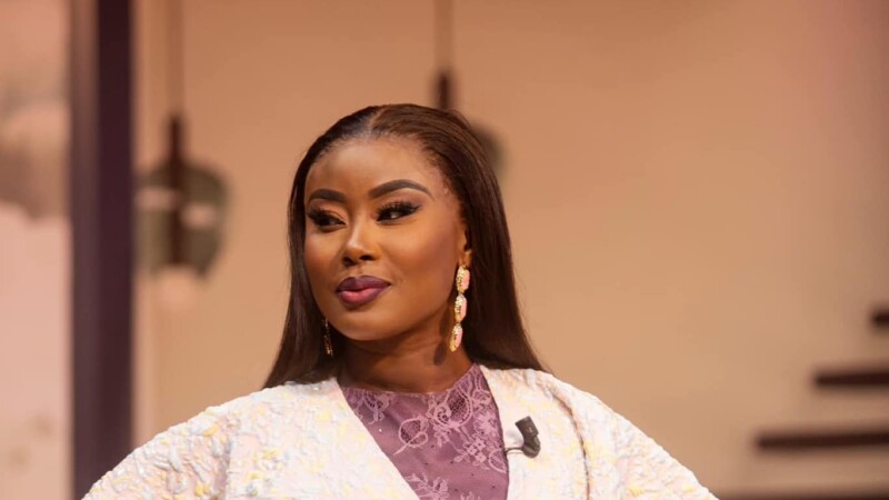 Côte d’Ivoire : Après la sortie d’Esther Uha sur la toile, sa mère, Yasmine Aka clarifie certaines choses