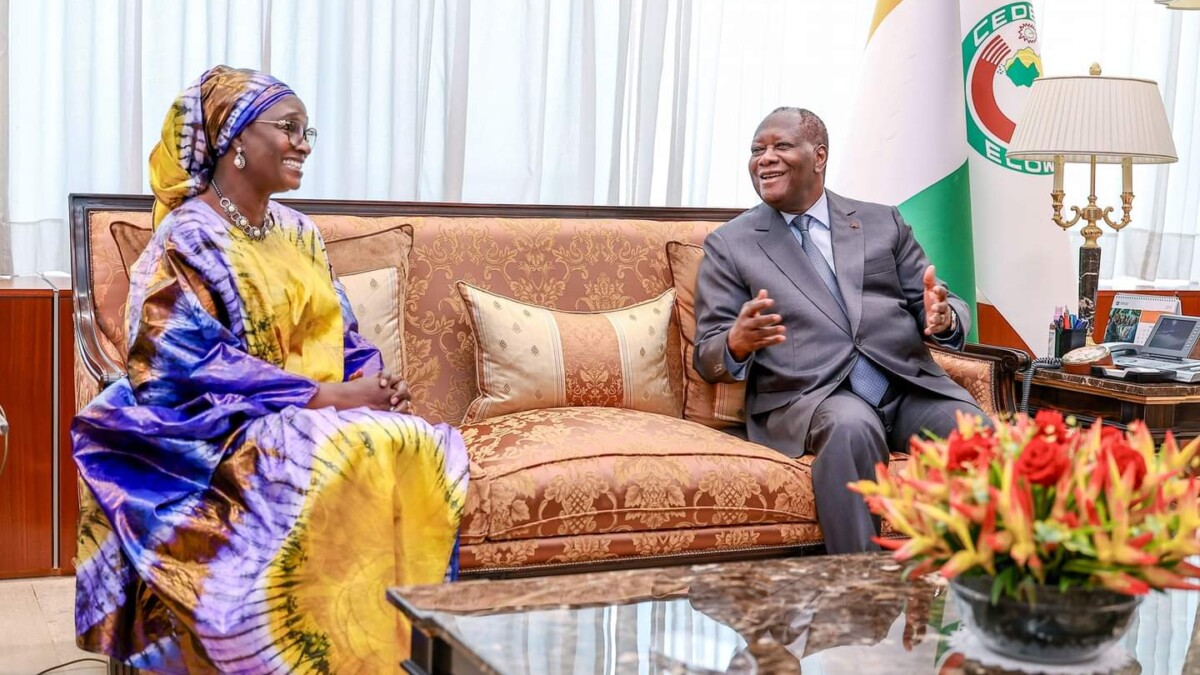 Côte d'Ivoire : Alassane Ouattara échange avec Yacine Fall ministre sénégalais des affaires étrangères