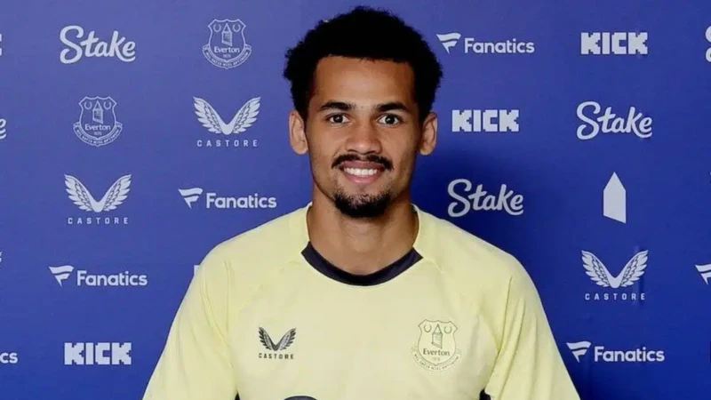 Mercato : Iliman Ndiaye débarque à Everton !