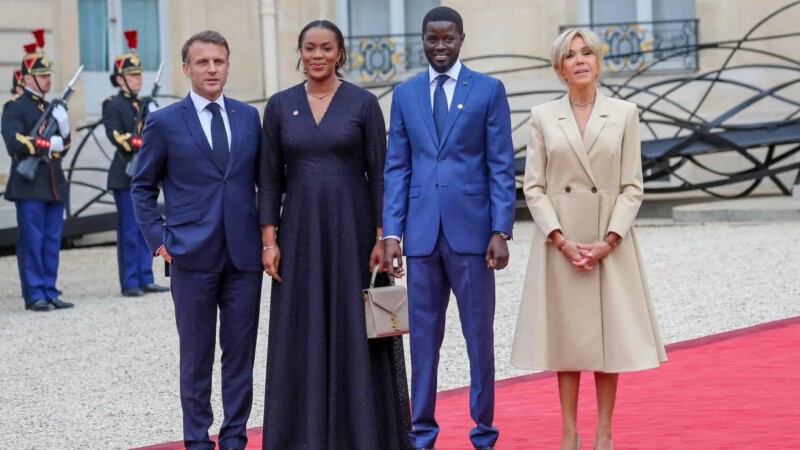 J0 2024: Emmanuel Macron accueille Bassirou Diomaye Faye et son épouse à l'Elysée