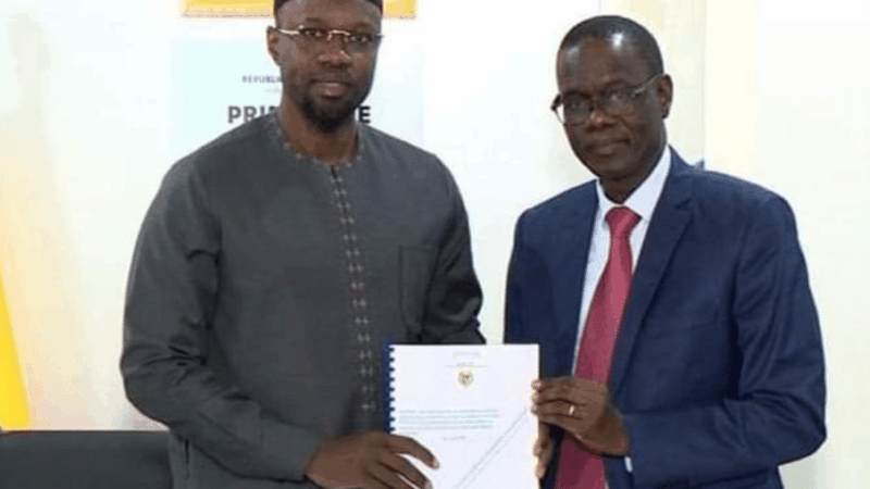 Sénégal: Ousmane Sonko reçoit le pré- rapport du contrôle des titres du domaine public maritime 