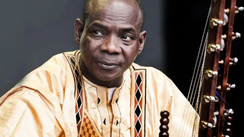 Décès de Toumani Diabaté : l'émouvant hommage de Guillaume Soro au maître de la kora