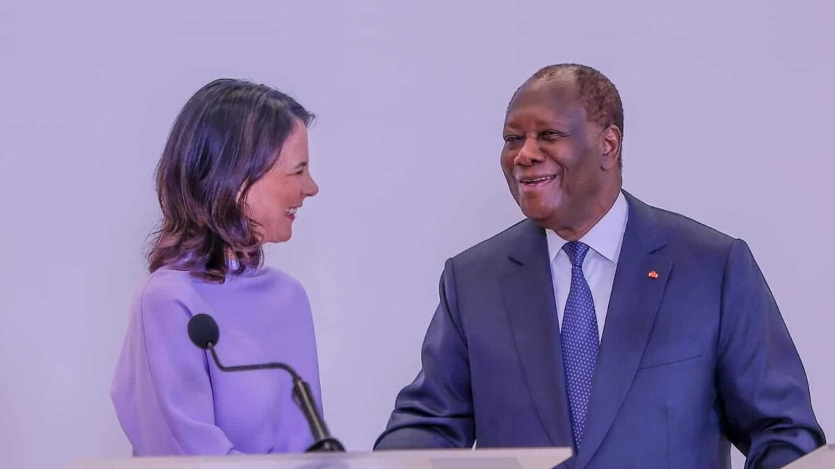 Alassane Ouattara et Annalena Baerbock : coup d'État en Côte d'Ivoire