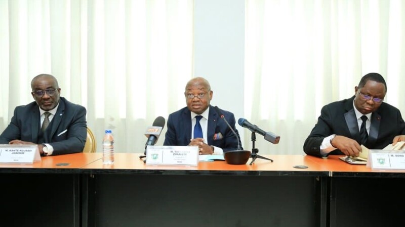 Diplomatie : la Côte d’Ivoire renforce la capacité de certains ambassadeurs