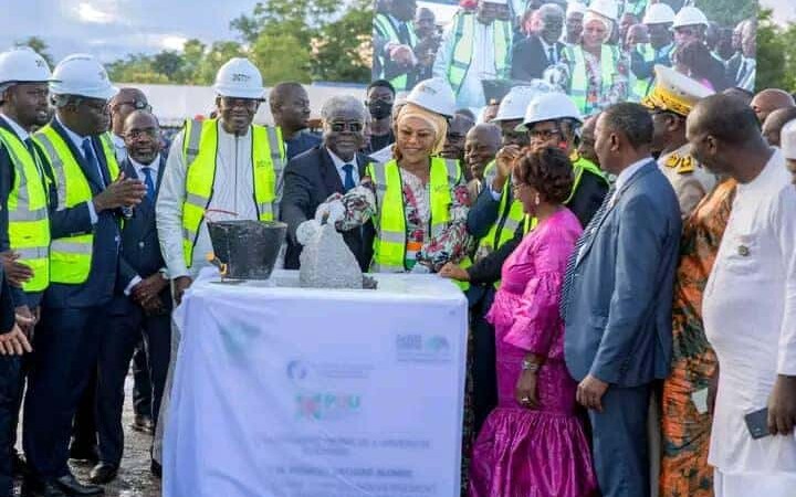 Côte d'Ivoire : Robert Beugré Mambé lance les travaux de construction de l'université d’Odienné
