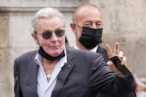 Alain Delon enterré, les moments forts de la cérémonie