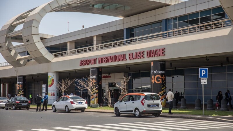 Sénégal : des personnalités interdites de quitter le pays, le ministre Ousseynou Ly clarifie