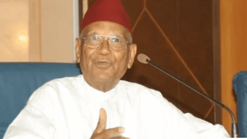 Sénégal : Diomaye Faye réagit au décès d'Amadou Mahtar Mbow