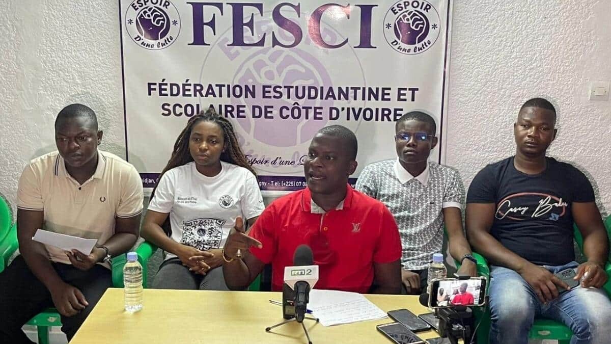 Côte d'Ivoire : les organisations estudiantines interdites d'activités