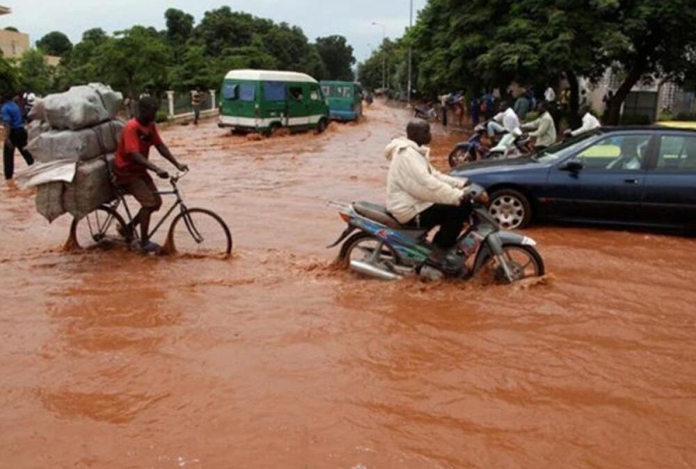 Inondations au Mali : l'UE apporte 98 millions FCFA d'aide humanitaire