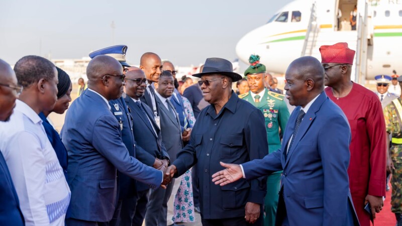 66e Sommet ordinaire de la CEDEAO : Alassane Ouattara déjà à Abuja