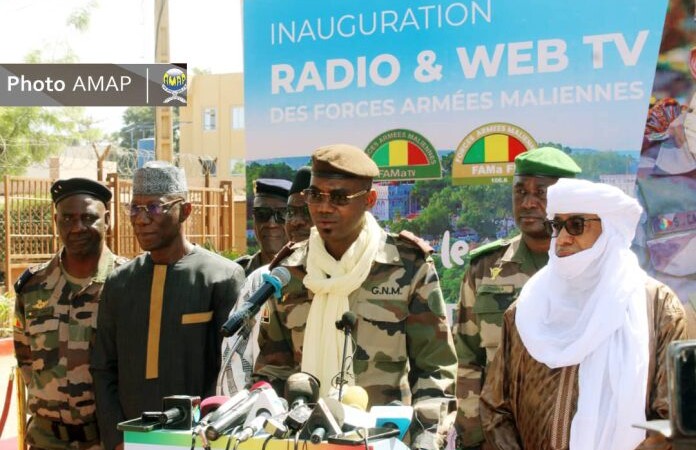 Mali : l'armée se dote d'une radio et d'une web TV pour mieux communiquer