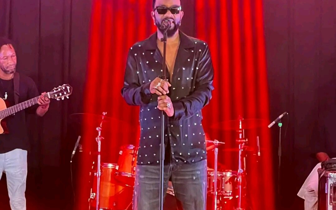 Fally Ipupa en concert à Abidjan