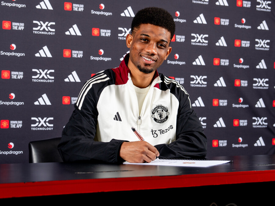 L'Ivoirien Amad Diallo s'engage à long terme avec Manchester United