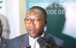 Oumar Sako : engins a deux roues Abidjan,bd felix houphouet boigny