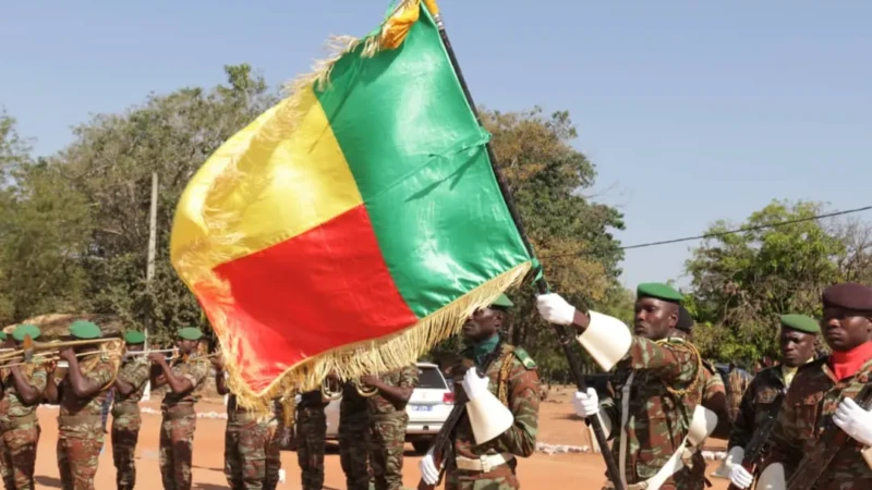 Bénin : 67 officiers de l'armée élevés au grade de capitaine