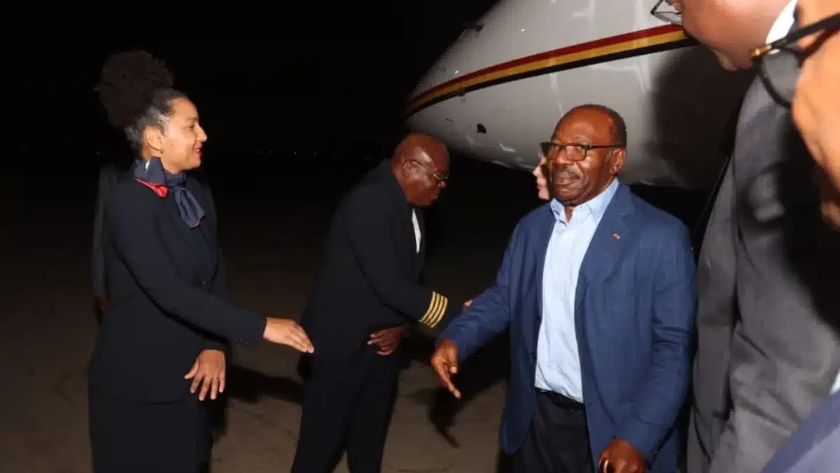 Gabon : Ali Bongo part enfin en exil avec sa famille