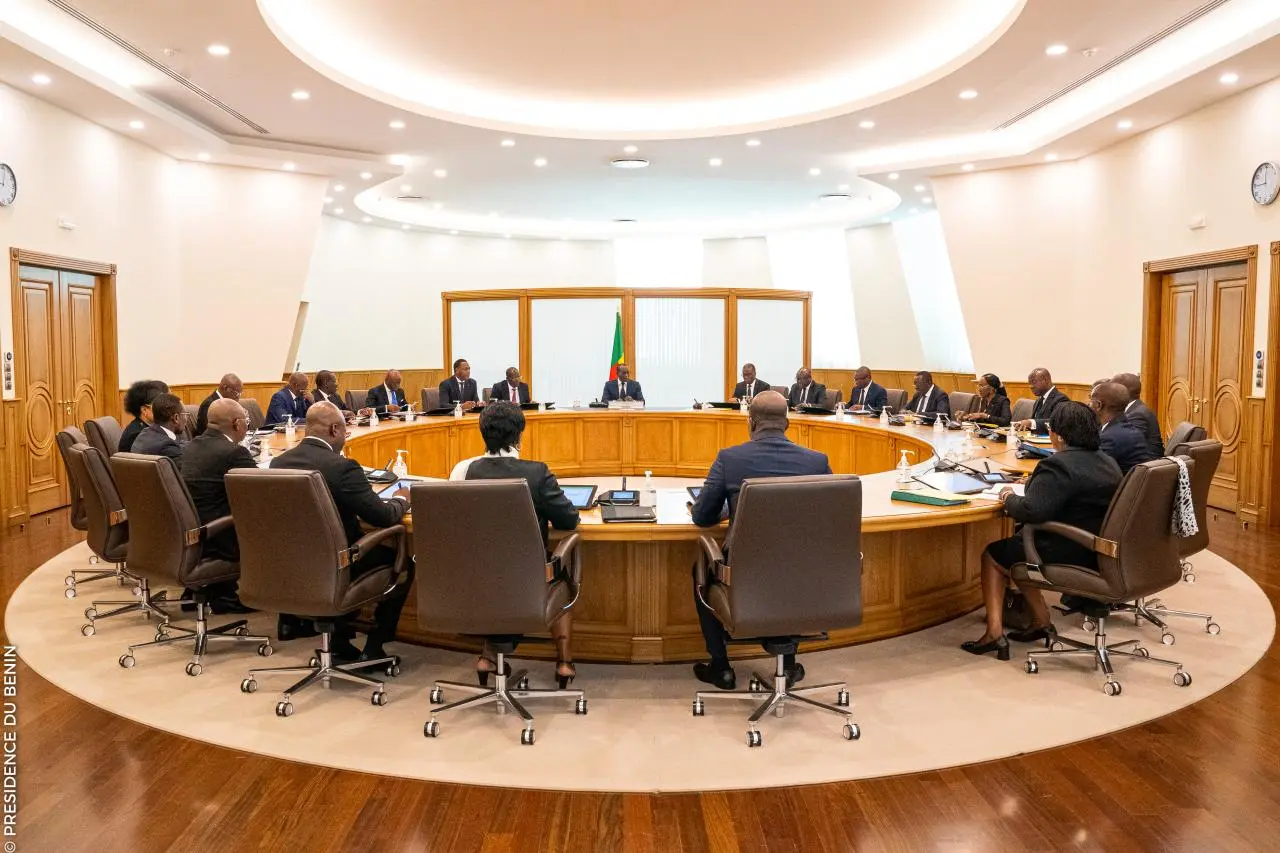 Bénin : deux SE destitués, découvrez les raisons