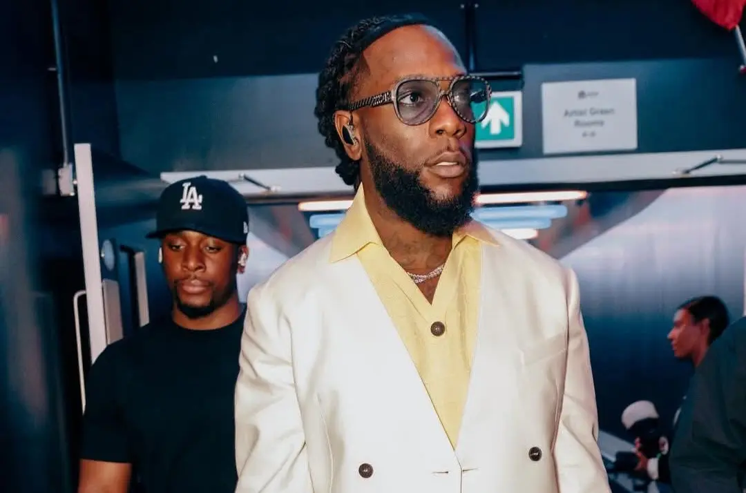 Avant son 8e album : Burna Boy dévoile « Sweet Love »