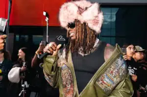 Showbiz : "Dieu m’a dit que je suis prophète Élie", Himra