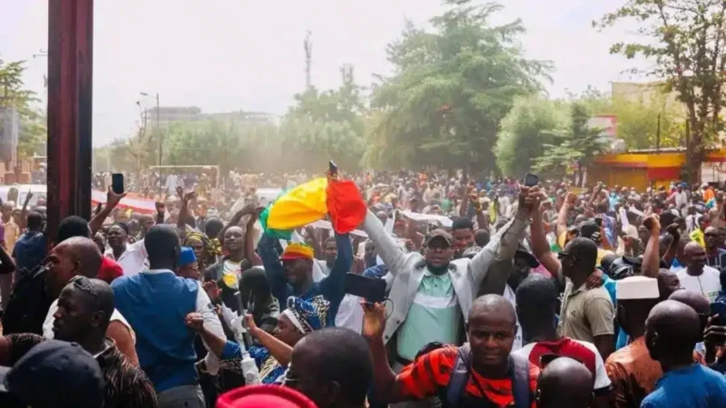 Assimi Goita désavoué ? plusieurs Maliens dans les rues