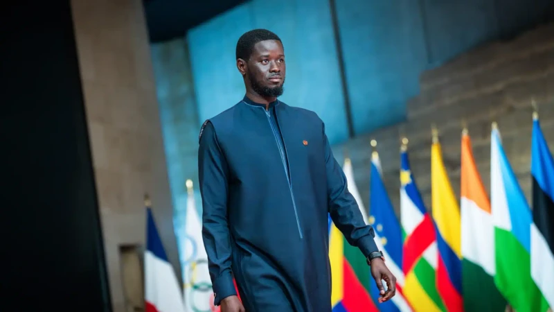 Sénégal : Diomaye Faye annoncé sur 2 continents en une semaine