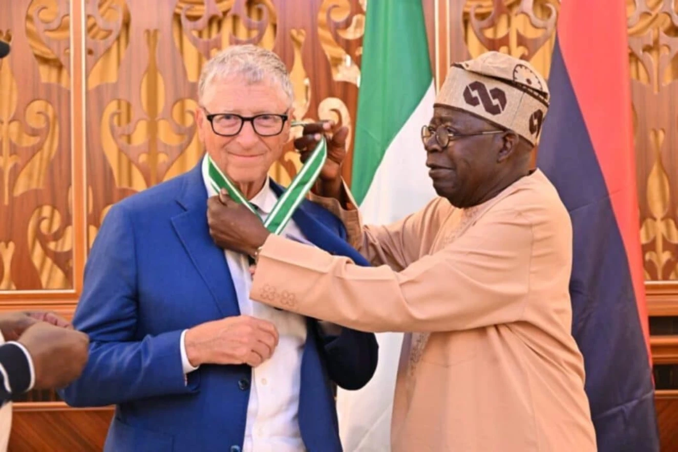 Bill Gates reçoit un titre au Nigéria