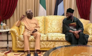 Davido chez Tinubu à Lagos